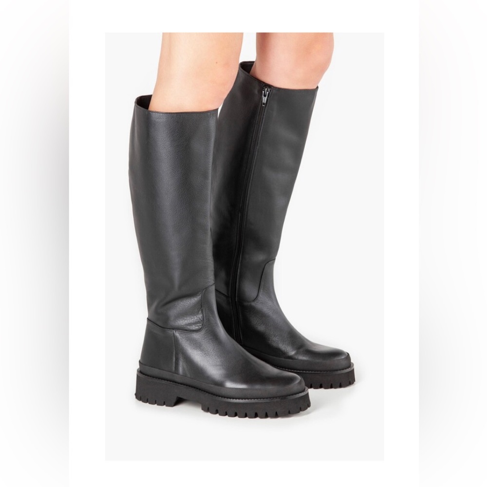NWOT Paloma Barcelo Callan Knee High Boot size 36